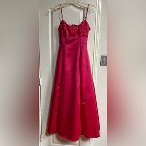Morgan and Co Woman’s Full Length Dress Sleeveless Spaghetti Strap Open Back Sz4